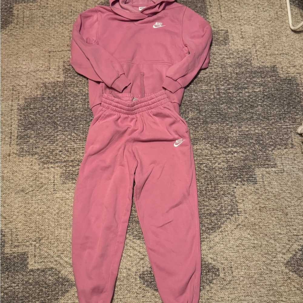Nike Kids Pink Sweatpants & Joggers Set MEDIUM